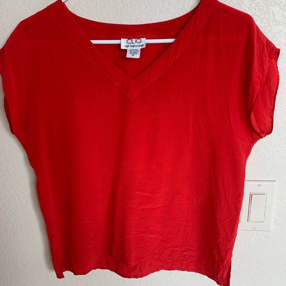 100% purse silk short sleeve boxy fit summer top in cherry red, size Medium.